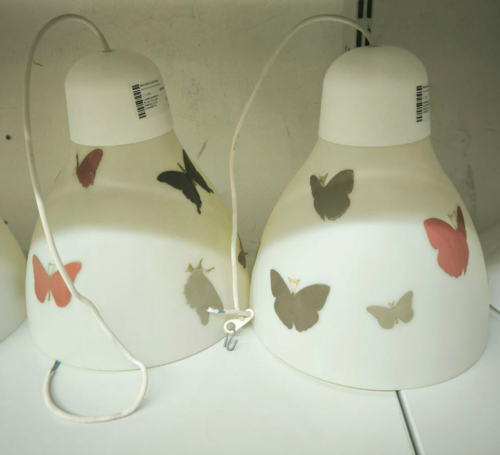 Lampadario In Plastica Con Farfalle Da Stanzetta
