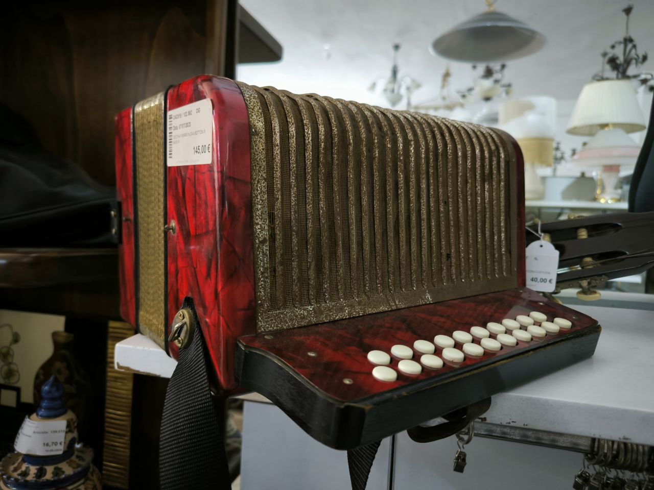 VECCHIA FISARMONICA