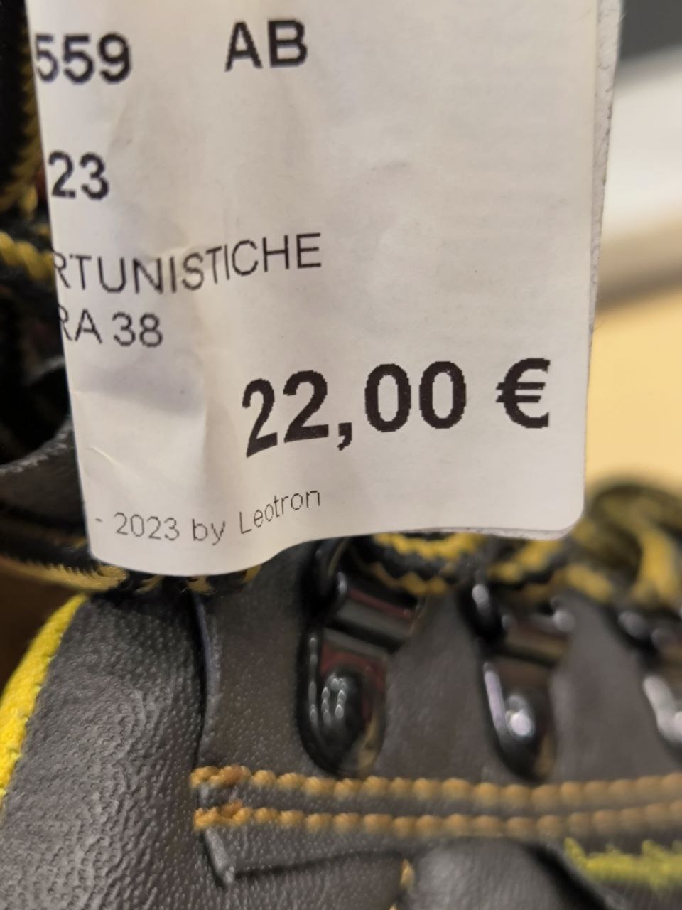 SCARPE ANTINFORTUNISTICHE