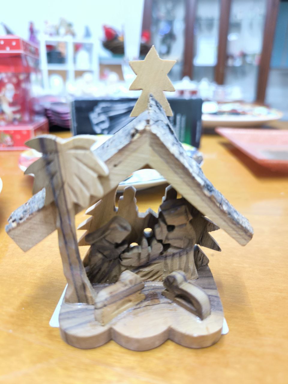 PICCOLO PRESEPE DI LEGNO