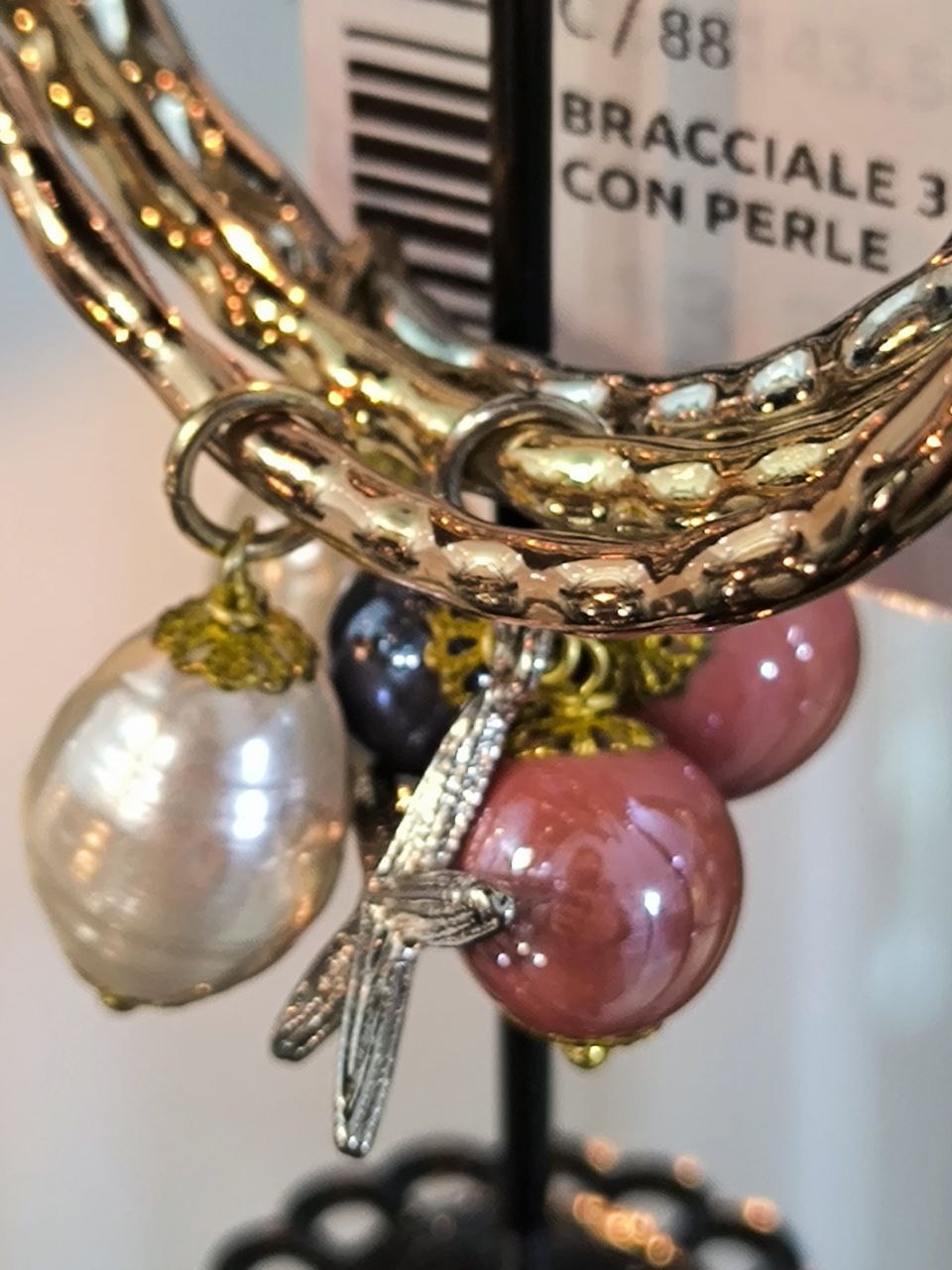 BRACCIALE TRE FILI
CON PERLE
