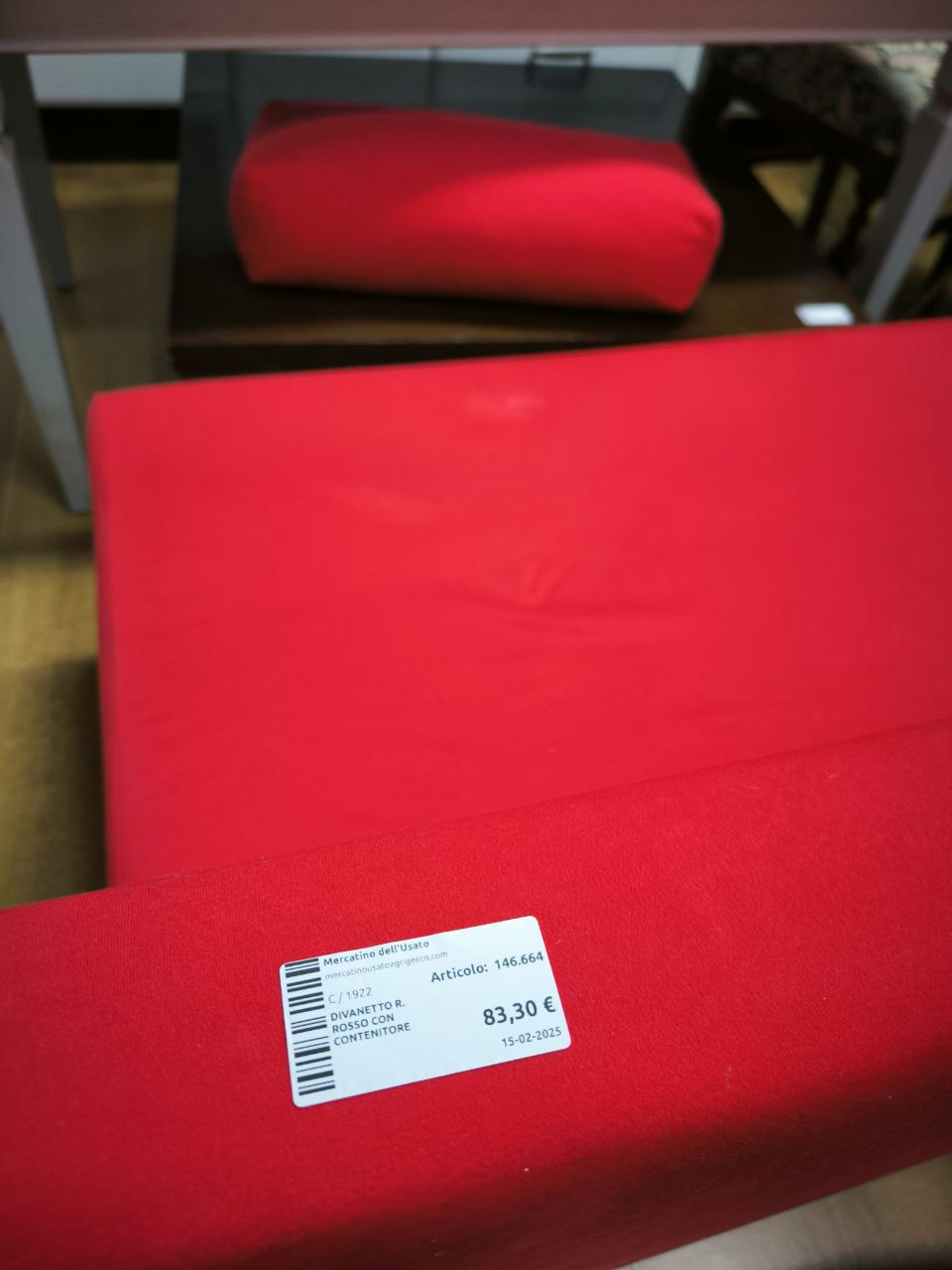 Divanetto R. Rosso Con Contenitore