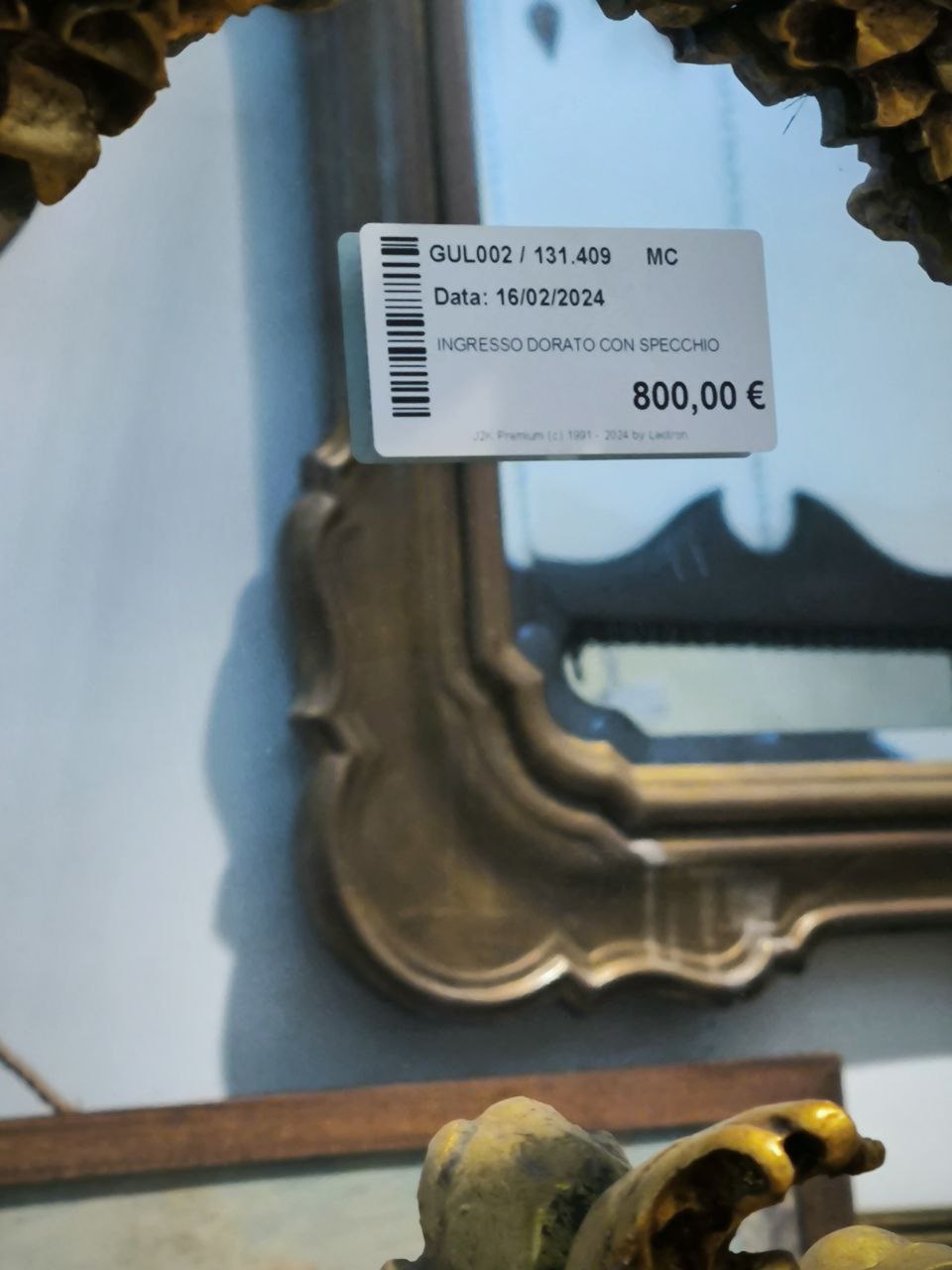 Ingresso Dorato Con Specchio