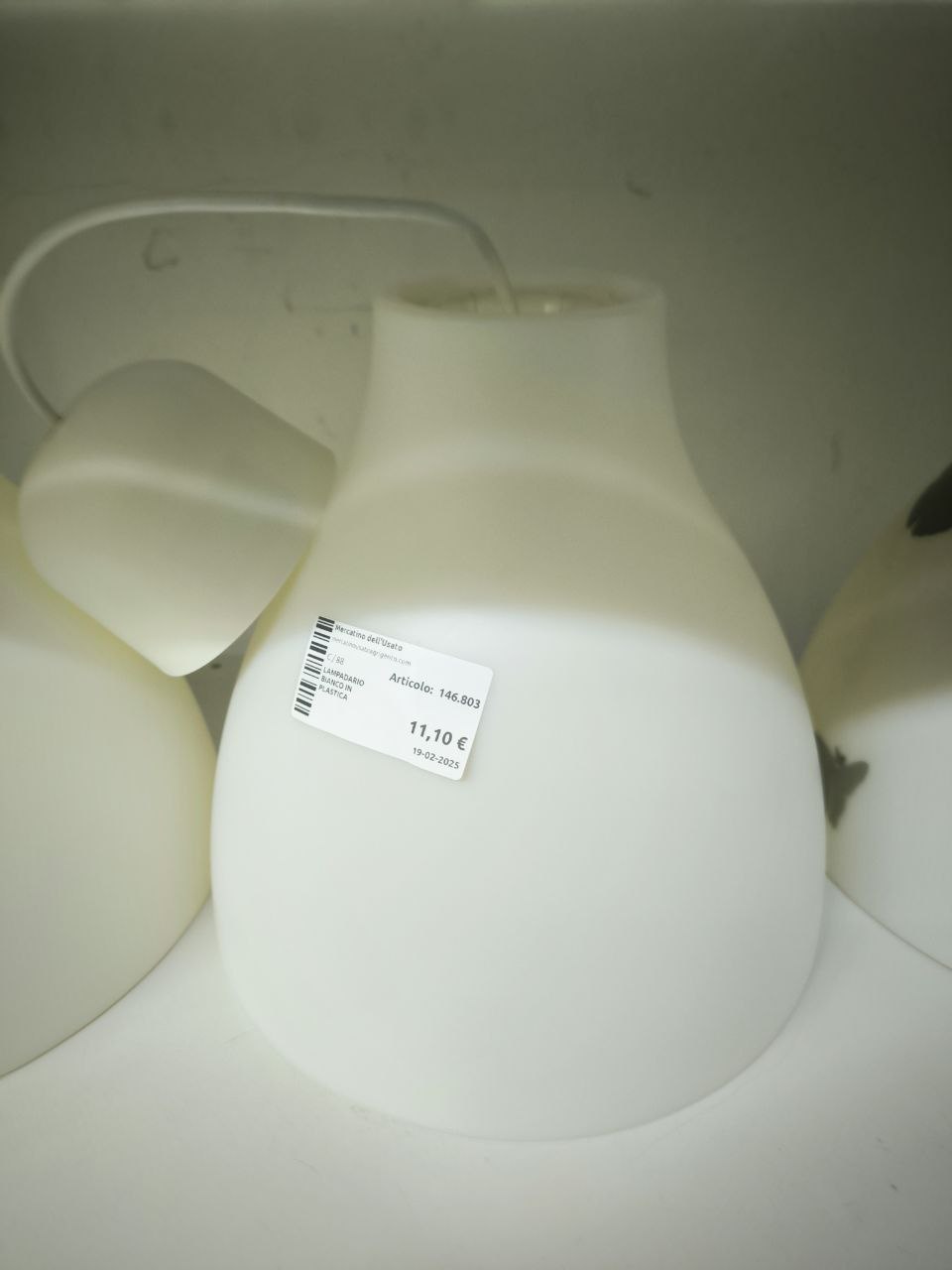 Lampadario Bianco In Plastica
