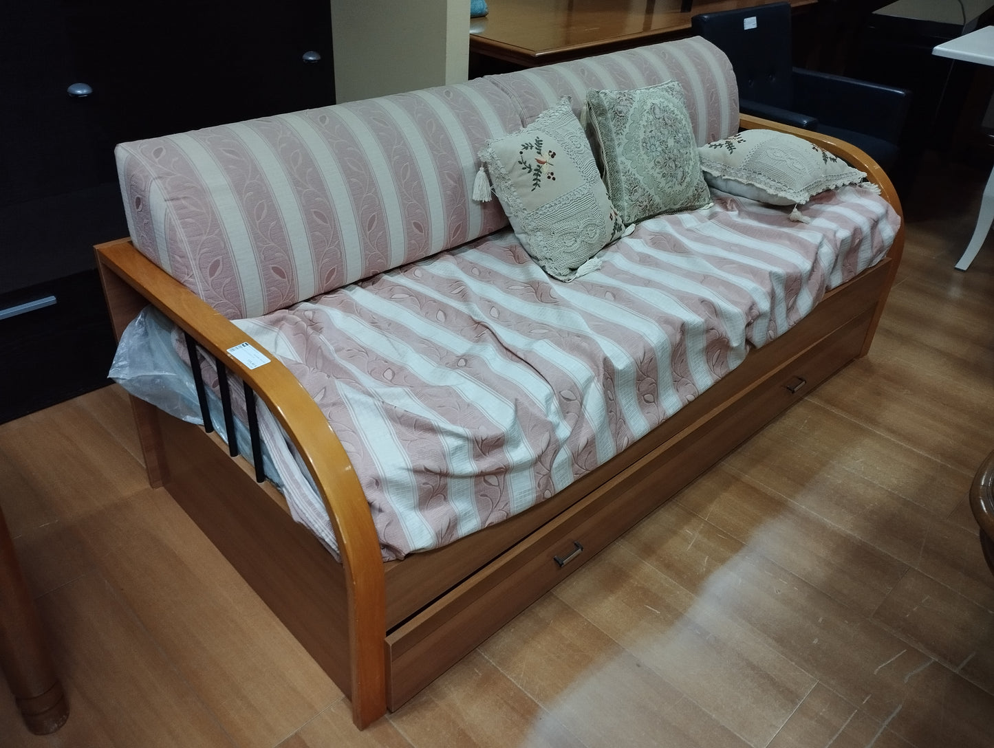 Divanetto Doppio Letto