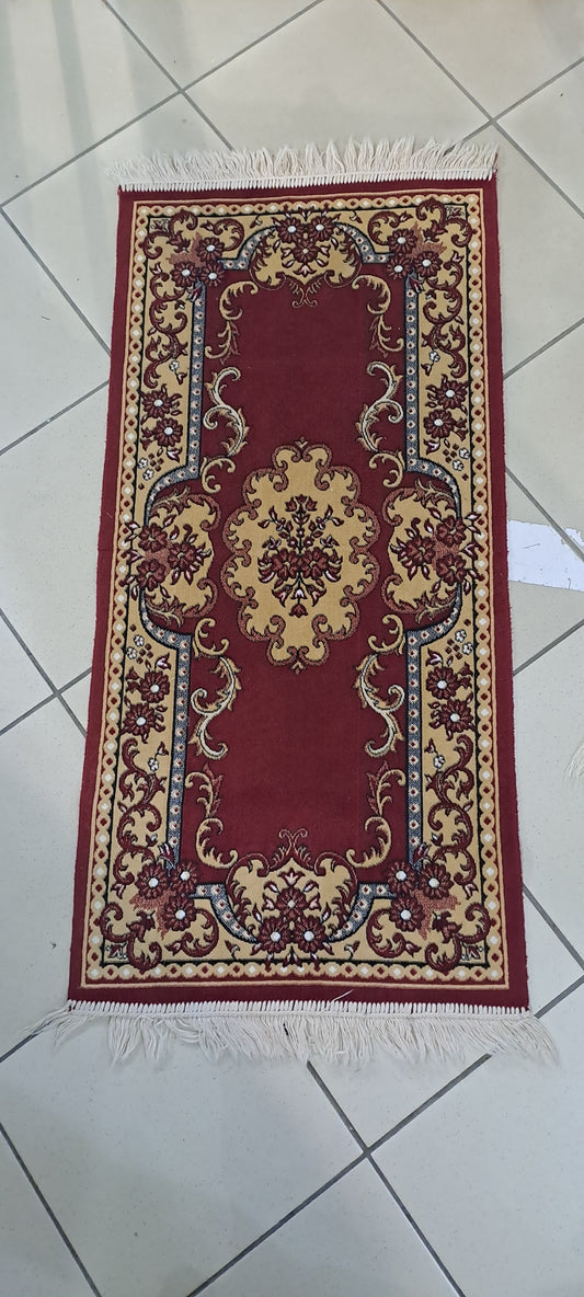 Tappetino Bordeaux Con Decori Oro 106x50