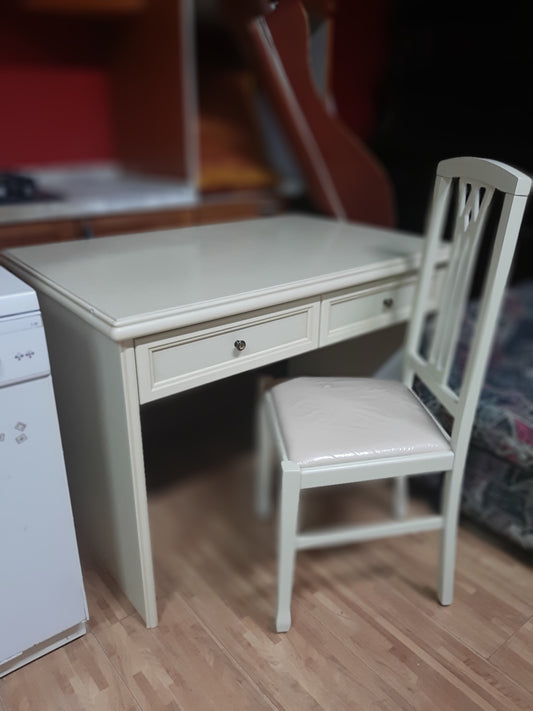 Scrivania Panna Con Cassetti R.+sedia Abbinata