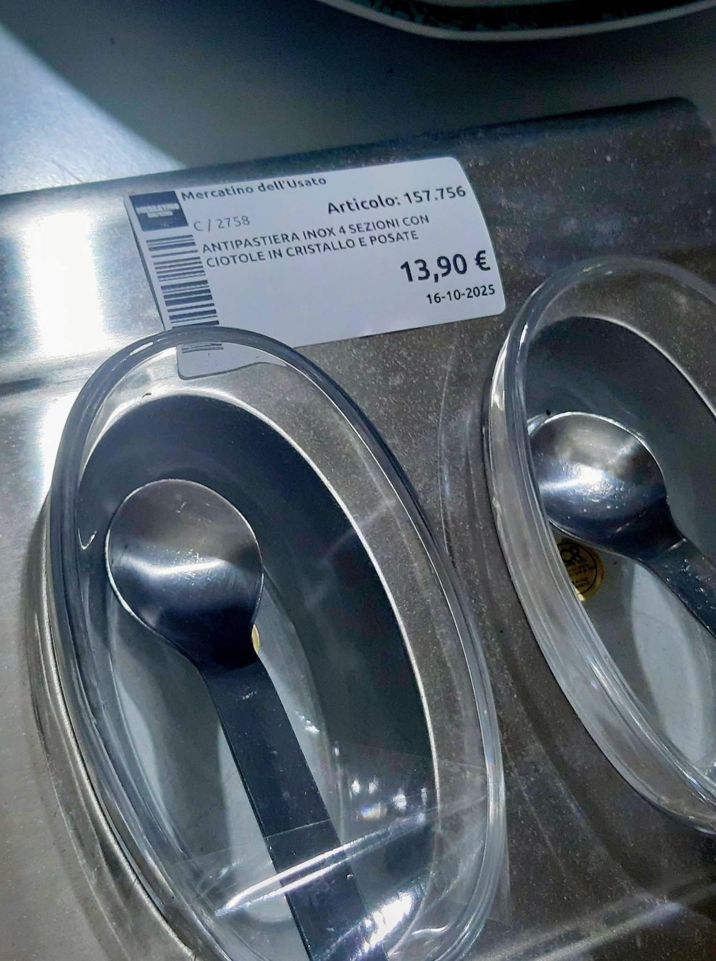 Antipastiera Inox 4 Sezioni Con Ciotole In Cristallo E Posate