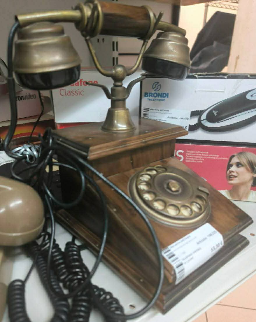 Telefono Vintage In Legno