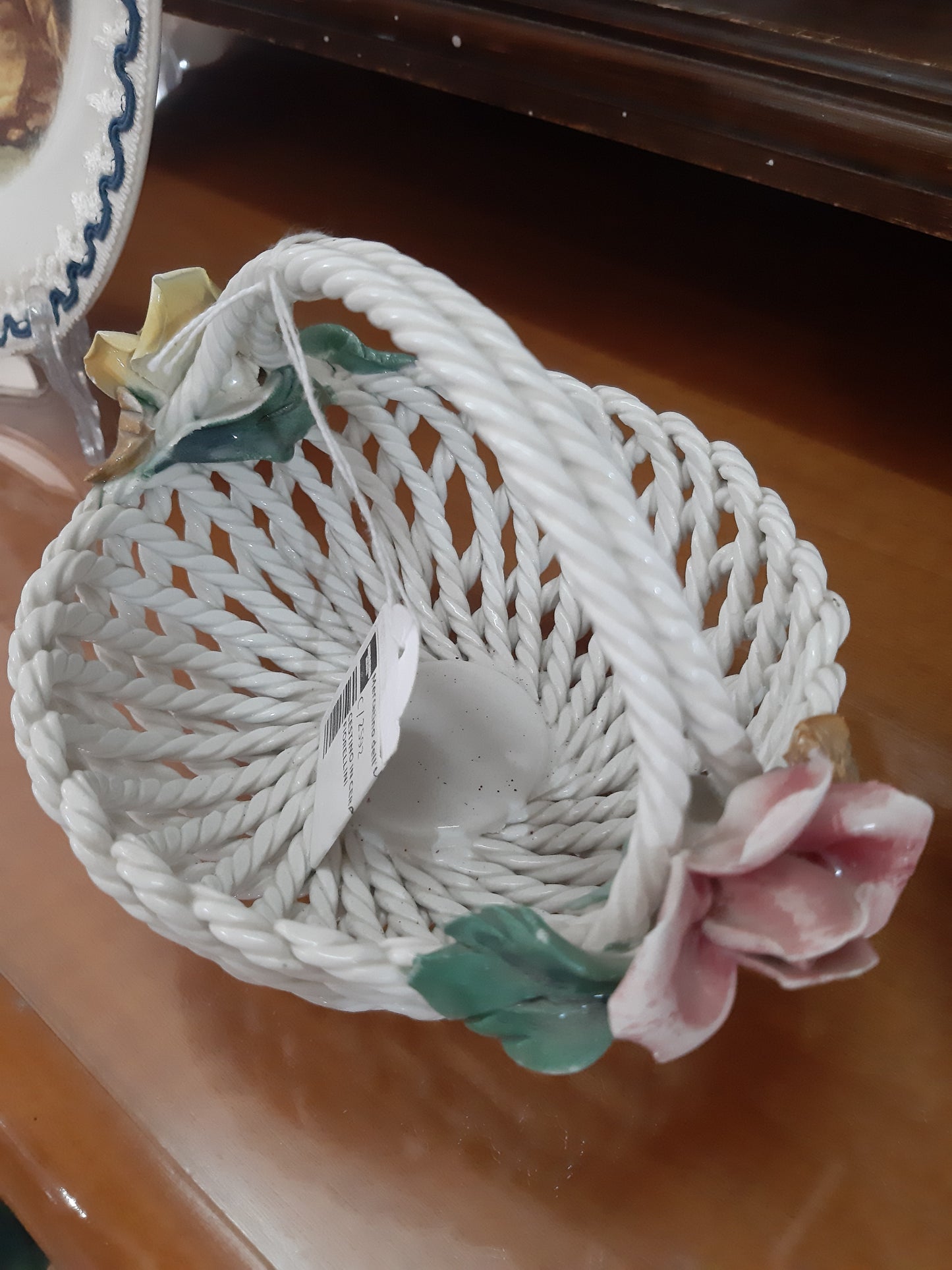 Cestino In Ceramica Traforato Con Fiorellini