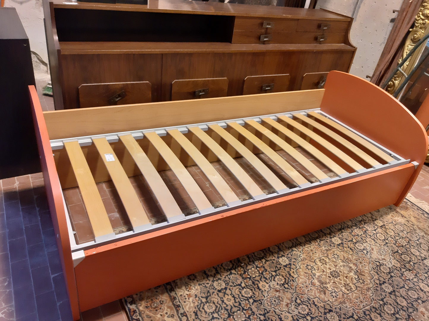 Letto-divano Da Cameretta Senza Materasso