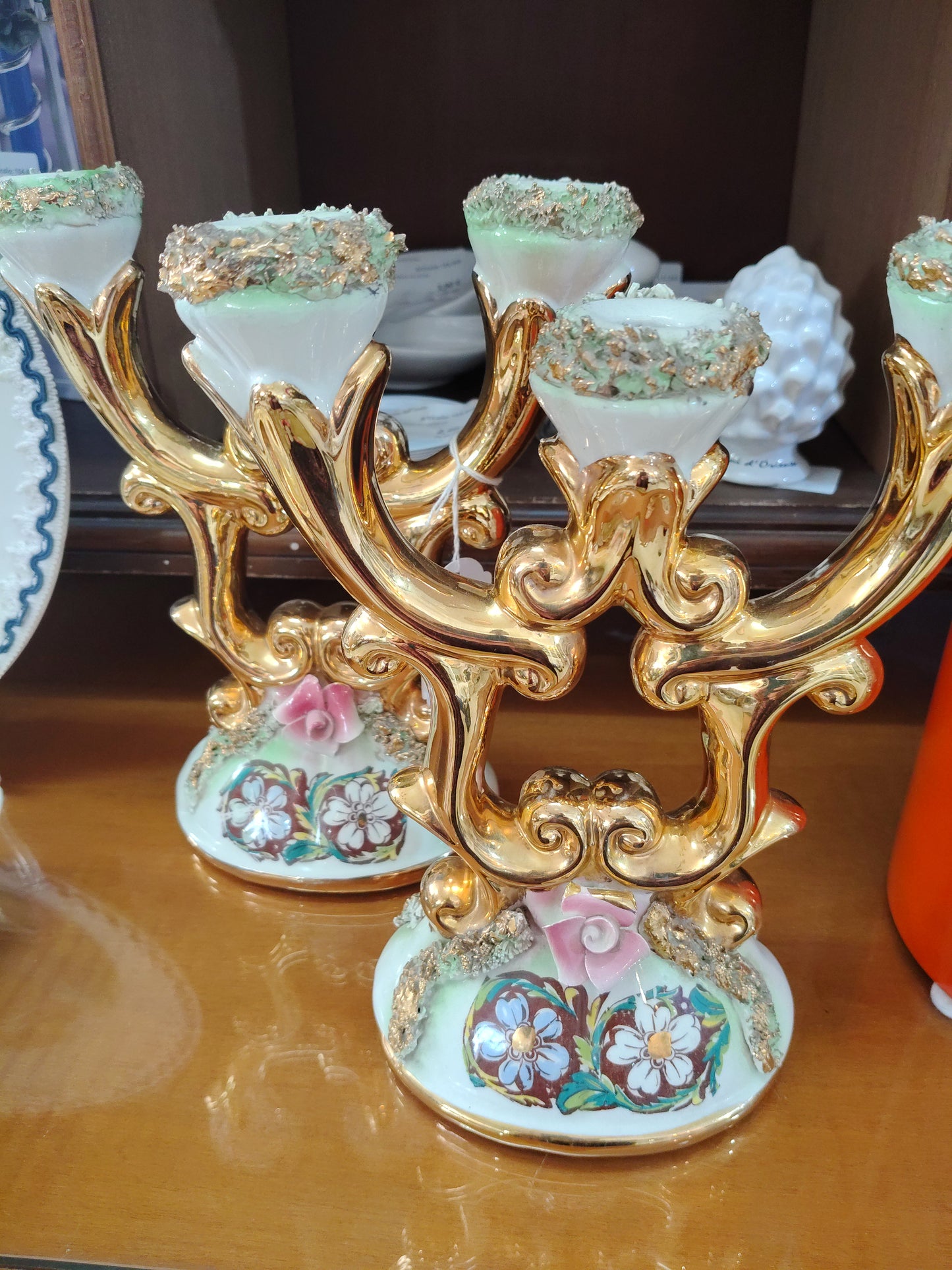 Coppia Candelabri A Tre Luci In Capodimonte