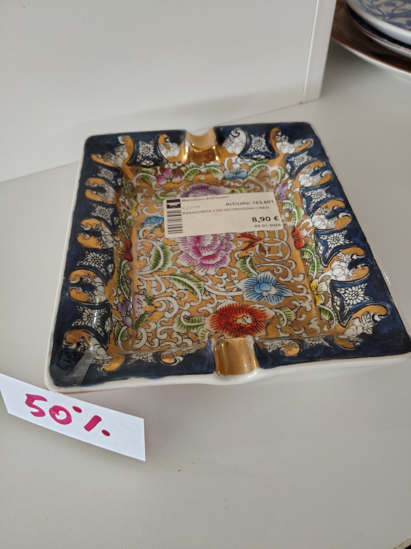 Posacenere Con Decorazioni Cinesi
