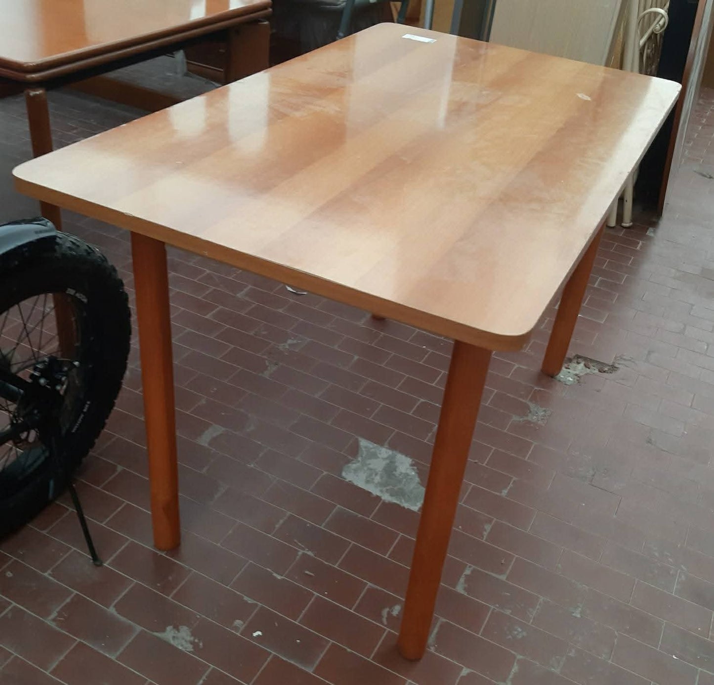 Tavolo Allungabile Noce Chiaro Base R.