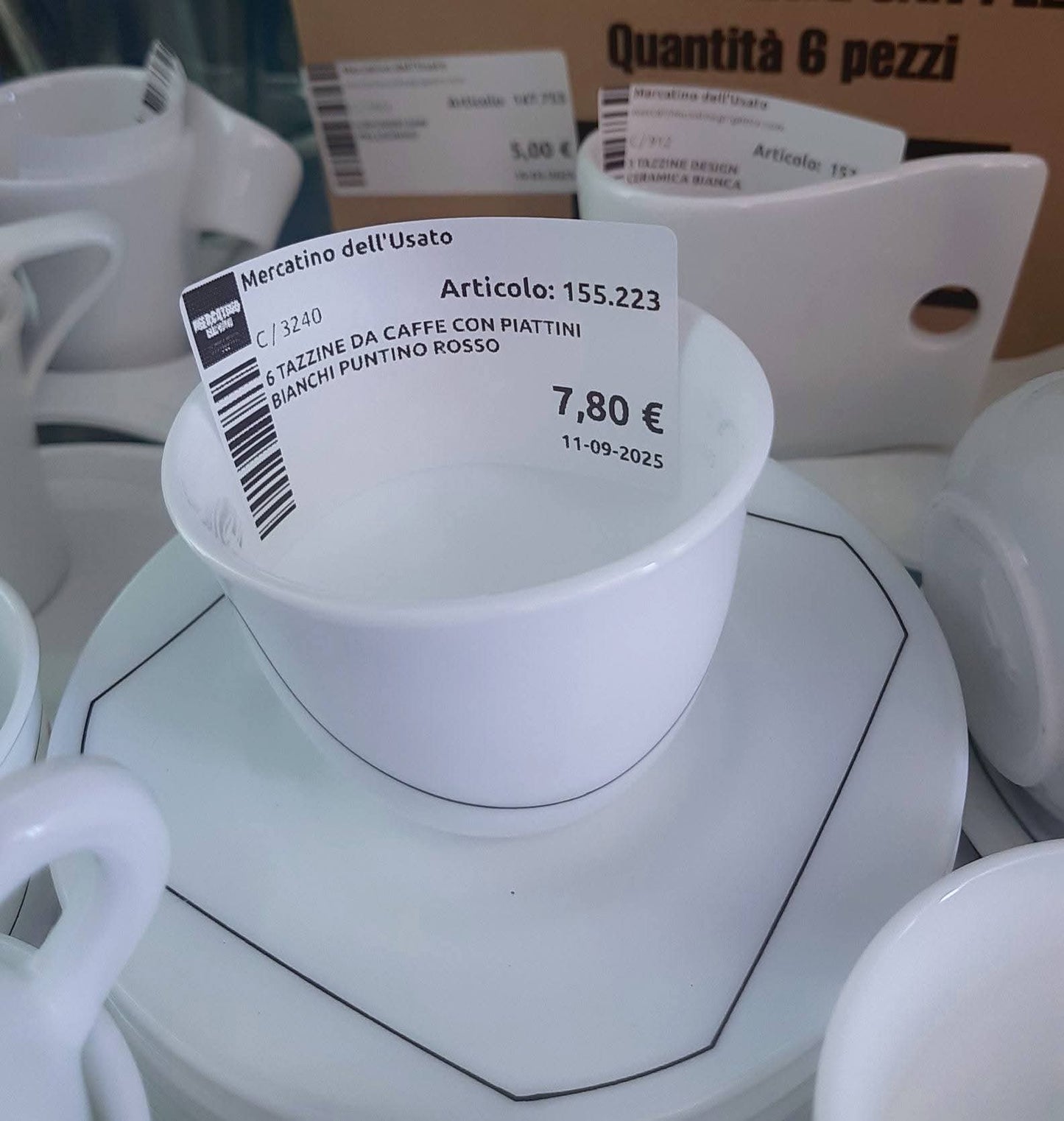 6 Tazzine Da Caffe Con Piattini Bianchi Puntino Rosso