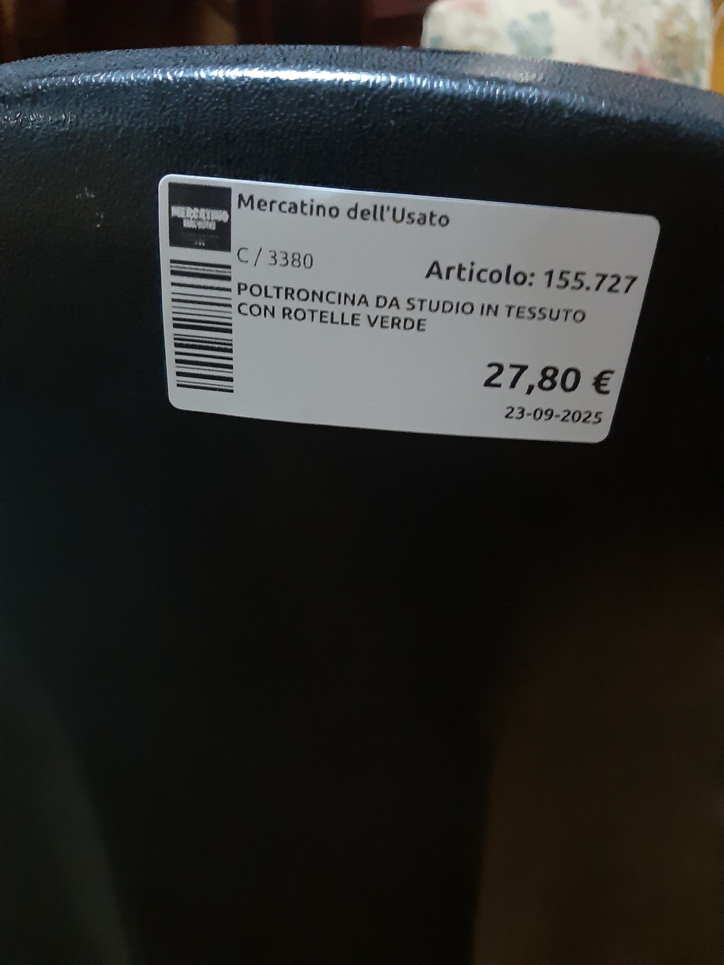 Poltroncina Da Studio In Tessuto Con Rotelle Verde