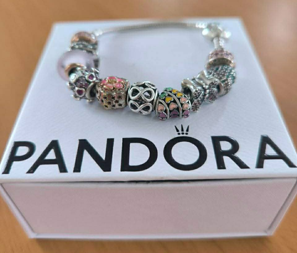 Bracciale Con 10 Charms Pandora