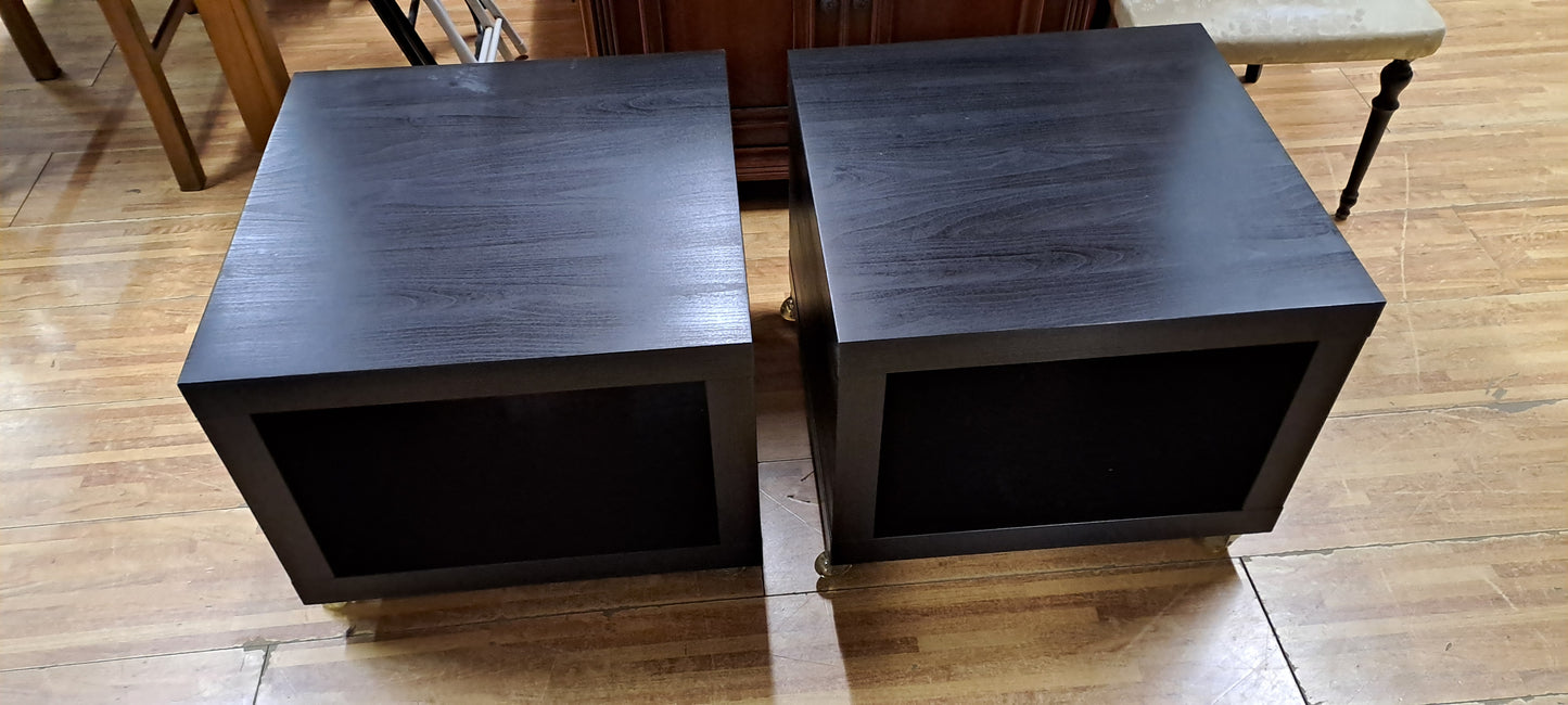 2 Comodini Cubo Con Rotelle