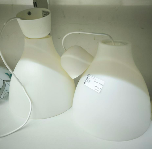 Lampadario Bianco In Plastica