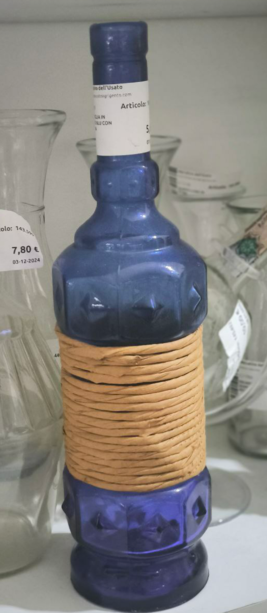 Bottiglia In Vetro Blu Con Raffia