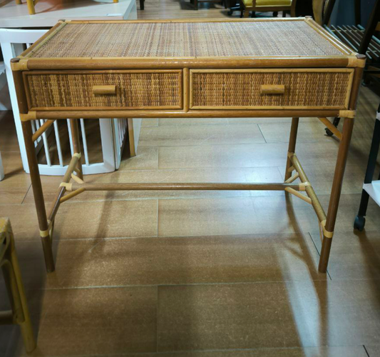 Scrivania In Rattan Con Sedia