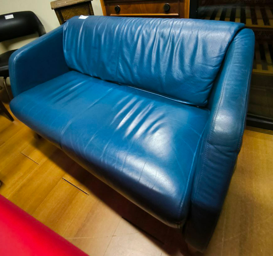 Divanetto Blu' In Pelle