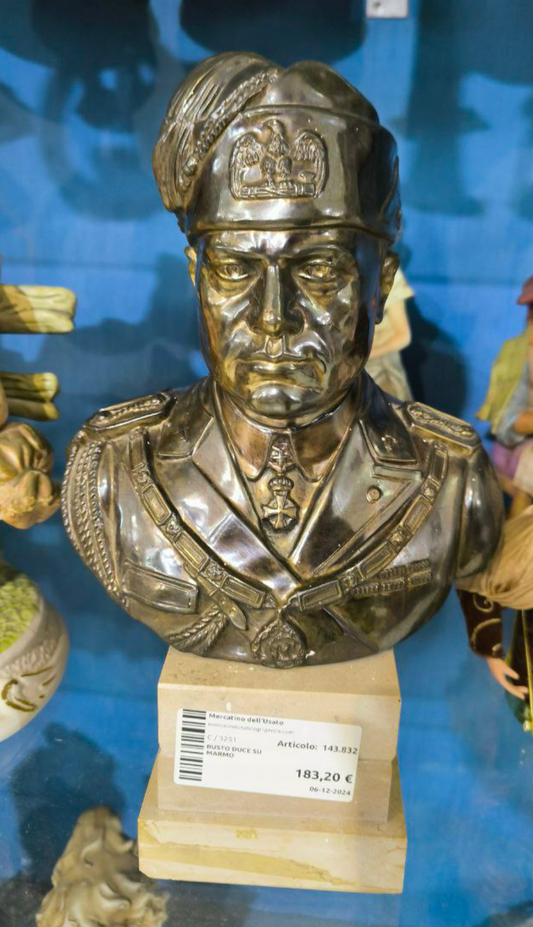 BUSTO DUCE SU BASE MARMO