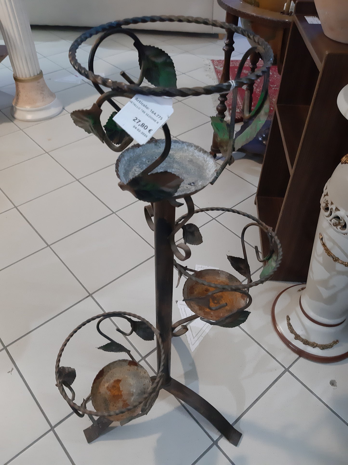 Porta Piante In Metallo Tre Sezione R