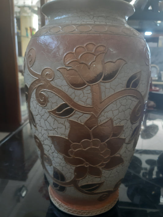 Vaso In Ceramica Decorazione Fiori A Rilievo Lavorazione Craklè