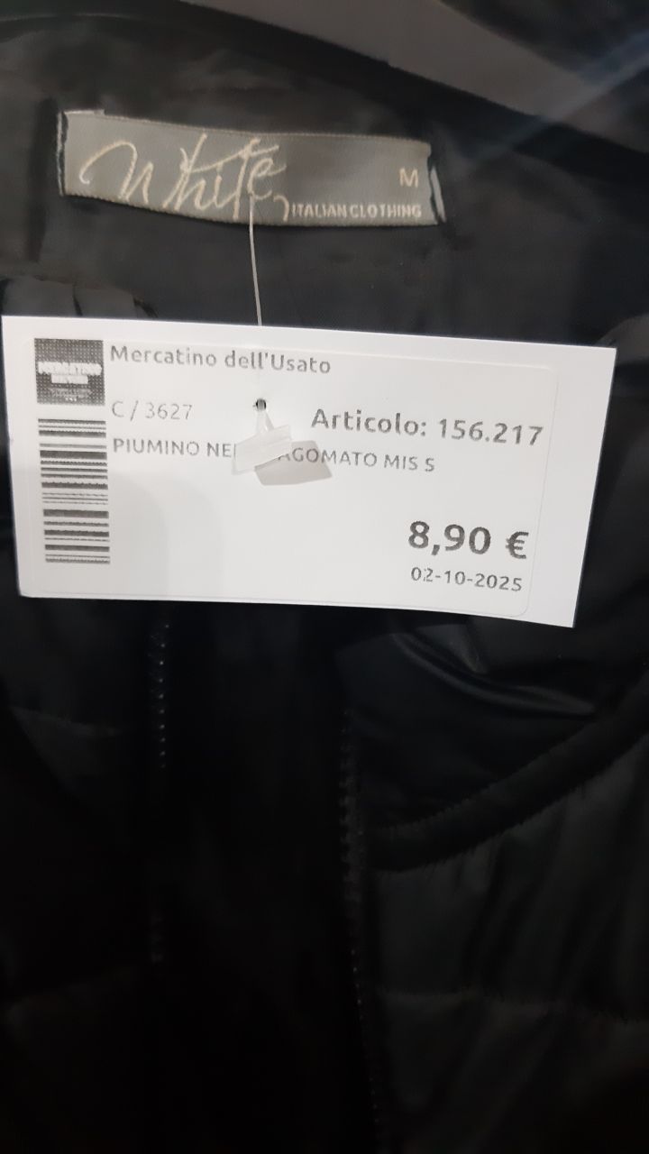 Piumino Nero Sagomato Mis S