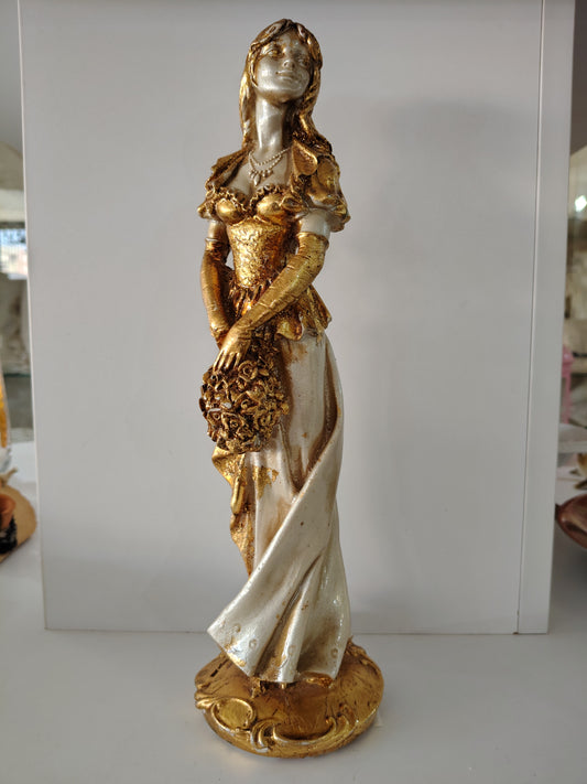 Statuetta Donna Con Bouchet In Resina Finiture Dorate