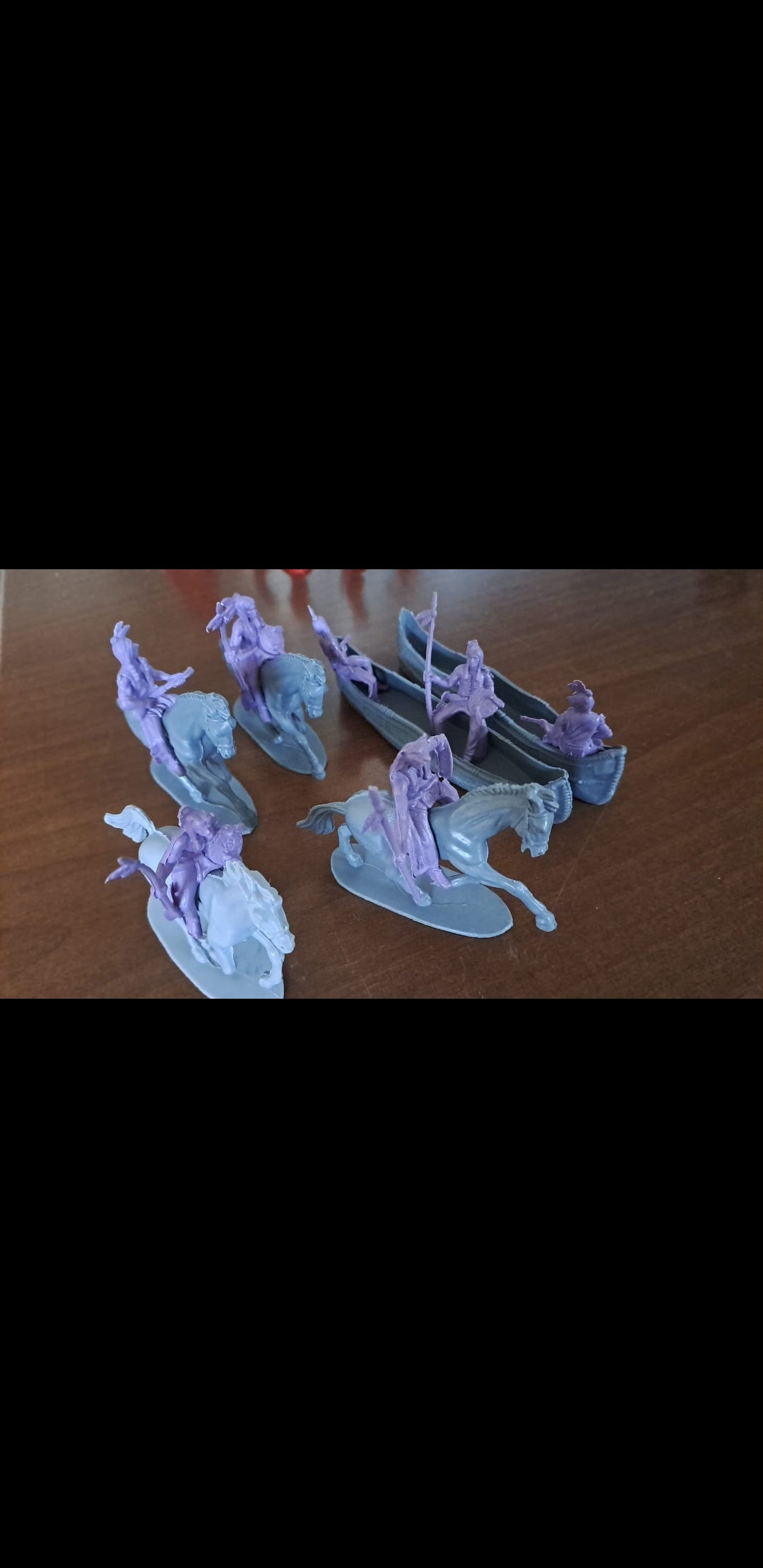 7 Soldatini Indiani Americani Con 4 Cavalli E 2 Canoe Anni 70/80 Da Collezione