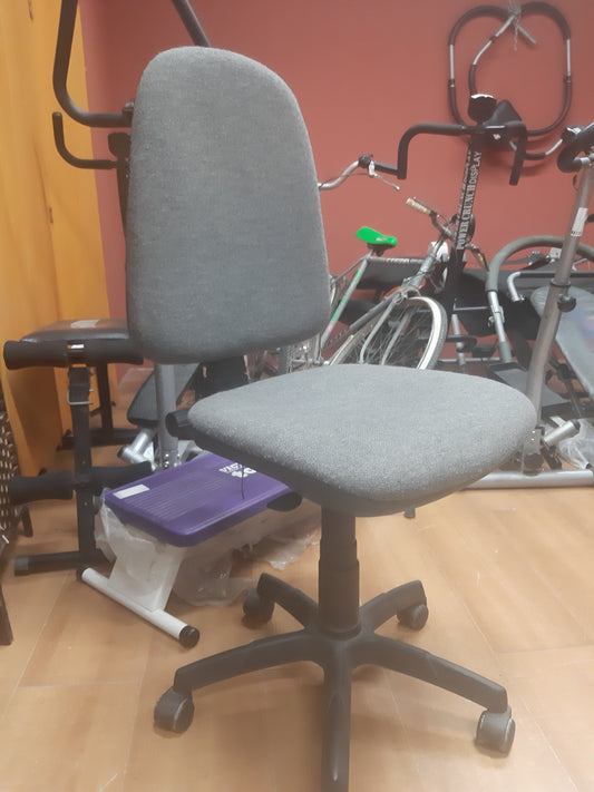 Sedia Da Ufficio Con Ruote Grigia