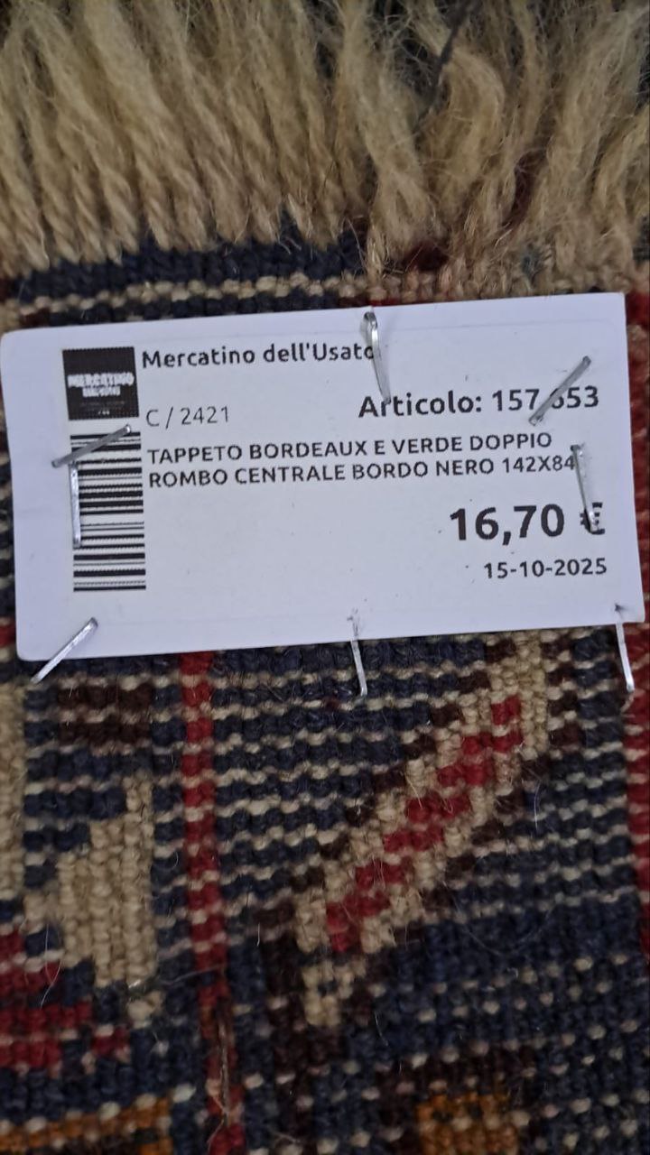 Tappeto Bordeaux E Verde Doppio Rombo Centrale Bordo Nero 142x84 R.