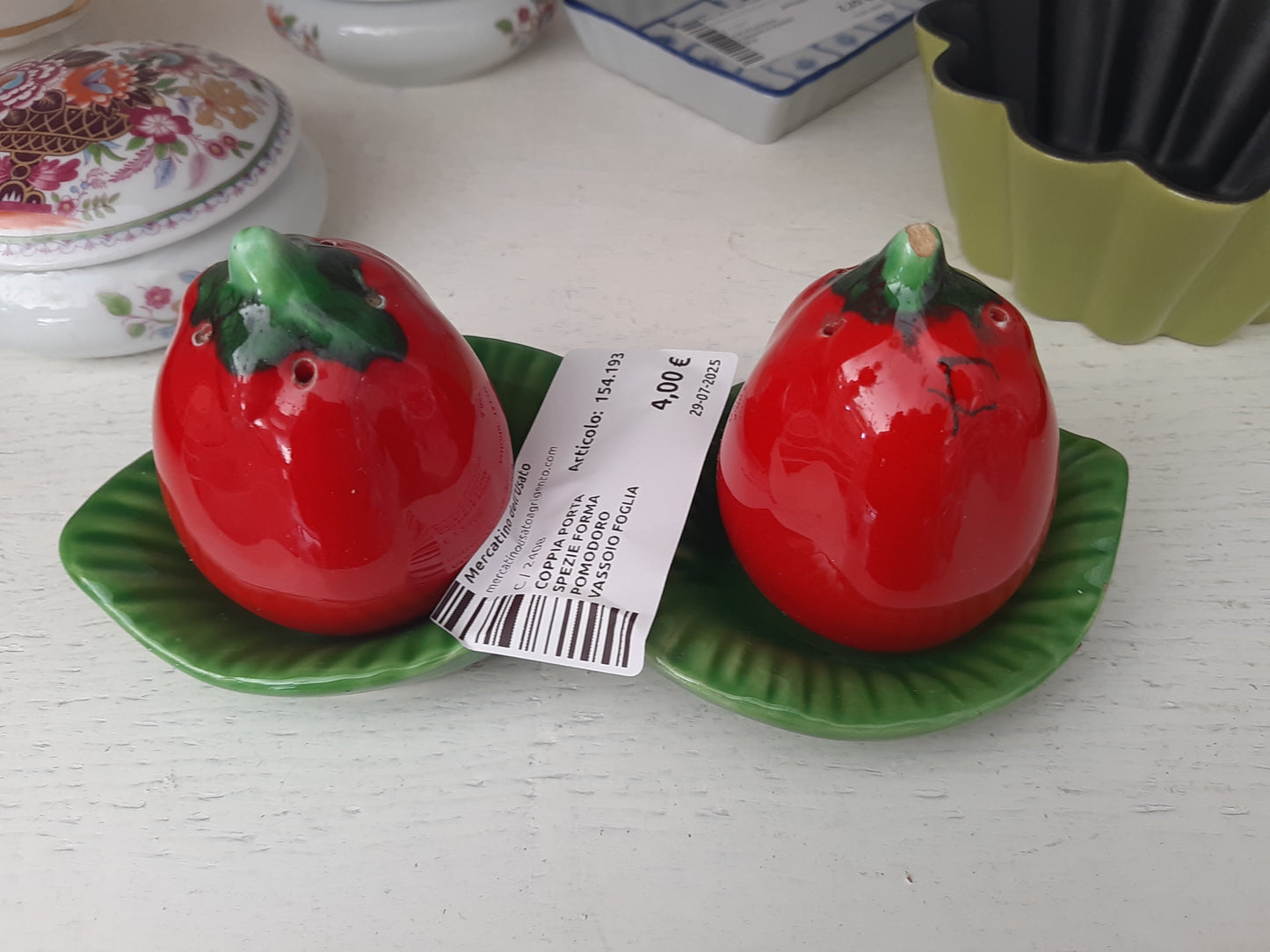 Coppia Porta Spezie Forma Pomodoro Vassoio Foglia