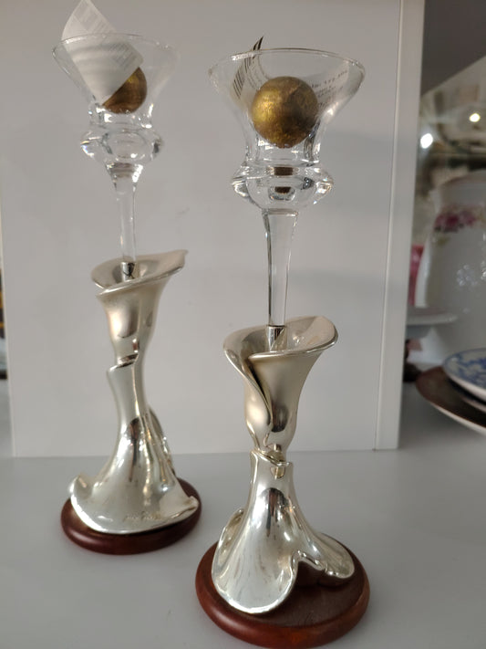 Coppia Candelabri Base Legno E Giglio Argentato R. Luigi Pesaresi