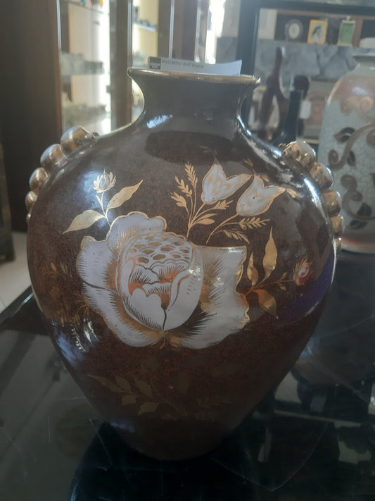 Vecchio Vaso In Ceramica Marrone Con Decorazioni Floreali E Bordo Dorato