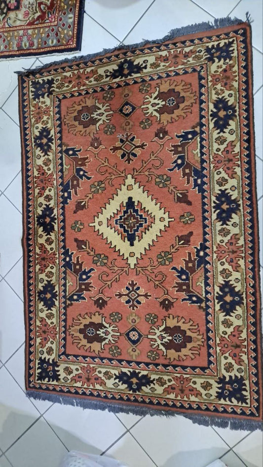 Tappeto Rosa Antico E Centrale Blu, Bordeaux E Beige 158x108 R.