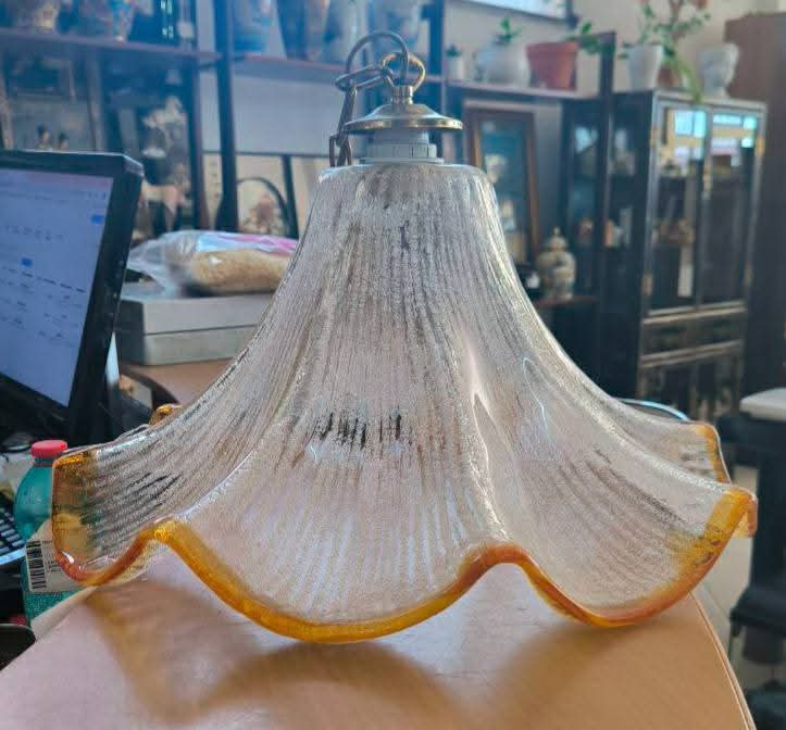 Lampadario A Campana Finiture Gialle