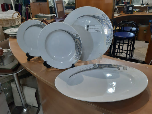 Servizio Piatti Bavaria 52 Pezzi Decoro Floreale Grigio E Dorato