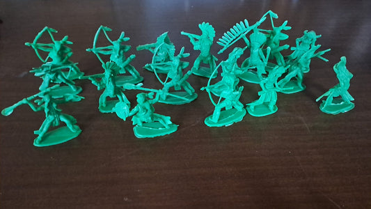 Set 17 Soldatini Plastica Nativi Americani In Varie Pose Anni 70/80