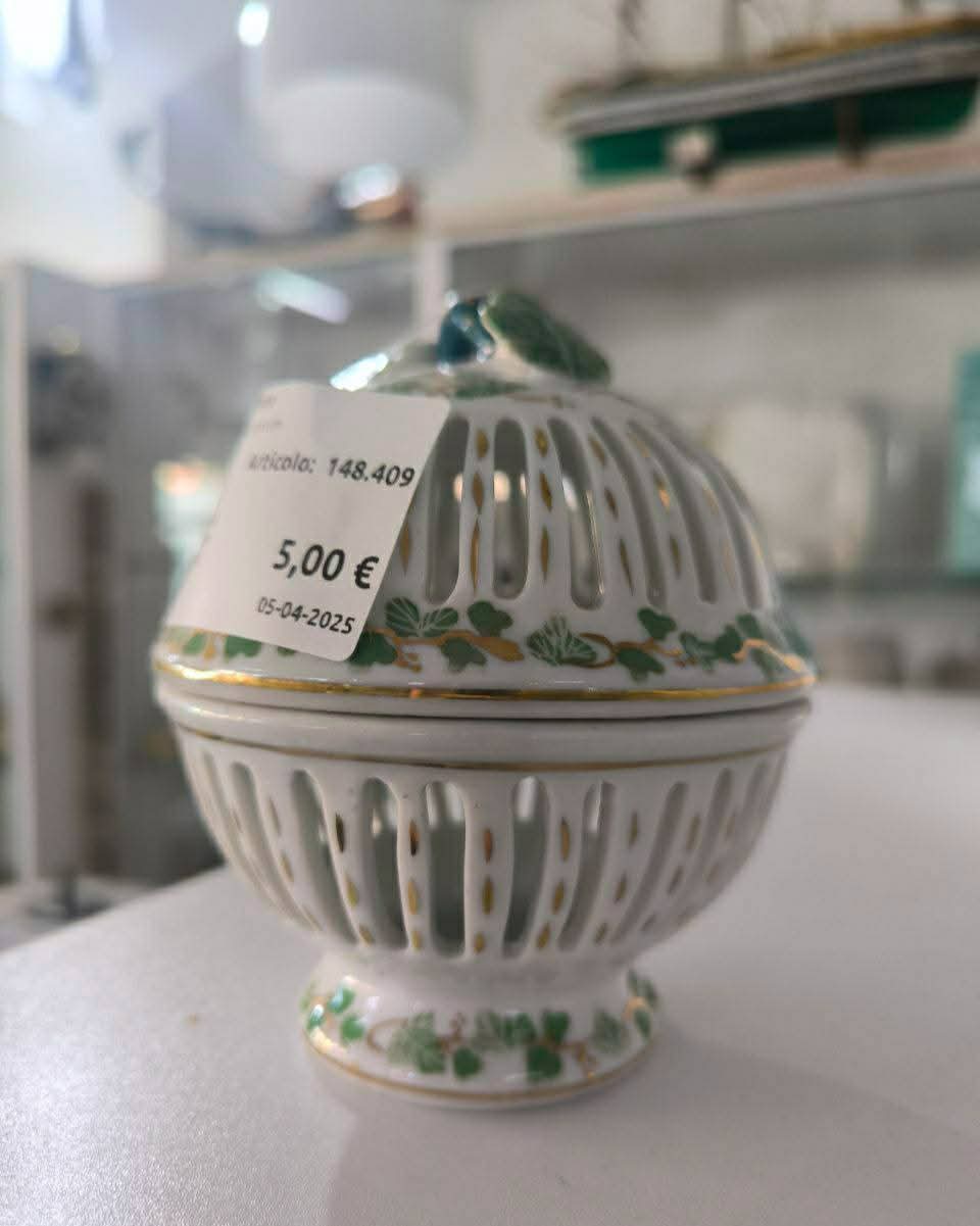 Cofanetto Bianco/verde Traforato In Porcellana