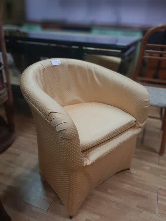 Poltroncina Da Camera In Tessuto