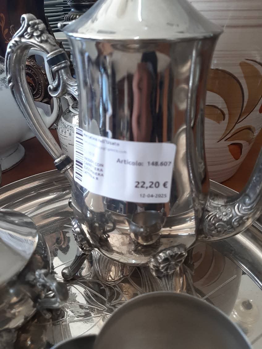 Vassoio Con Caffettiera Zuccheriera Lattiera R