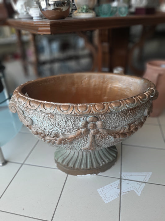 Portapiante Ovale In Gesso Decorato