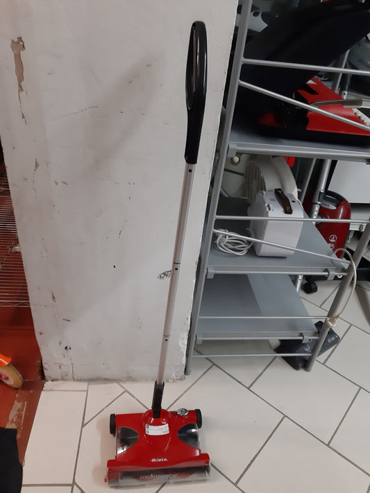 Scopa Elettrica Ricaricabile Ariete