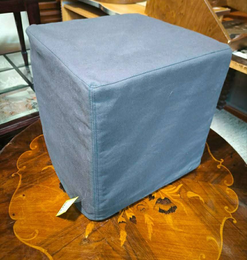 Puff In Legno Con Rivest.tessuto Marrone