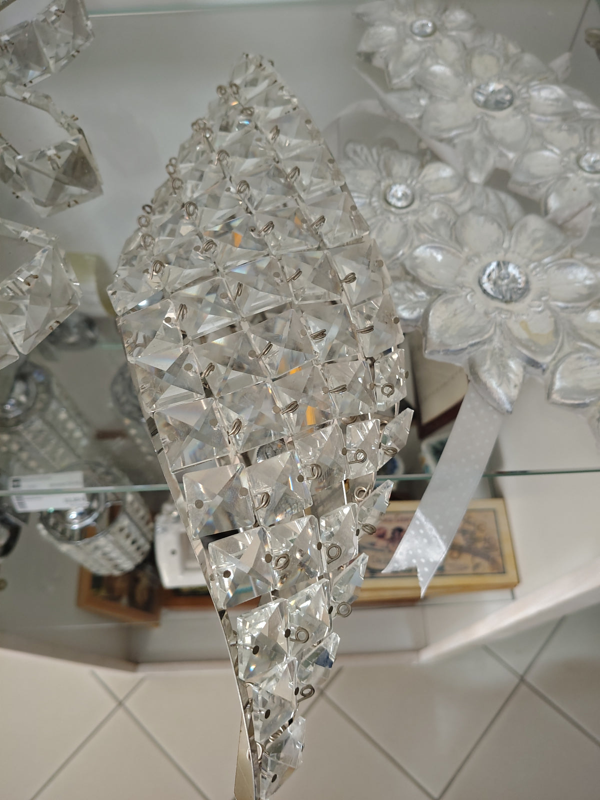 Applique In Metallo Comato Paralume Con Cristalli Sfaccettati