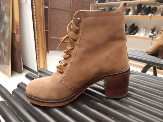 Stivaletto Senape Mis 39