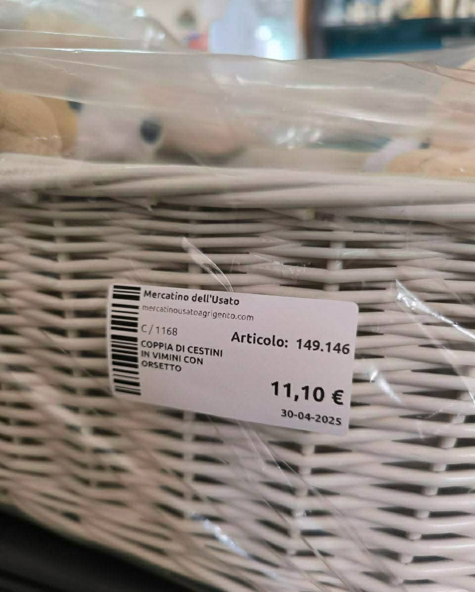 Coppia Di Cestini In Vimini Con Orsetto